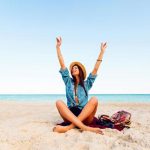 3 Alasan Pantai Jadi Tempat yang Bisa Membahagiakan Diri Sendiri